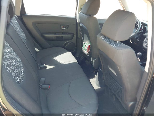44880855 :رقم المزاد ، KNDJT2A23B7206673 vin ، 2011 Kia Soul + مزاد بيع