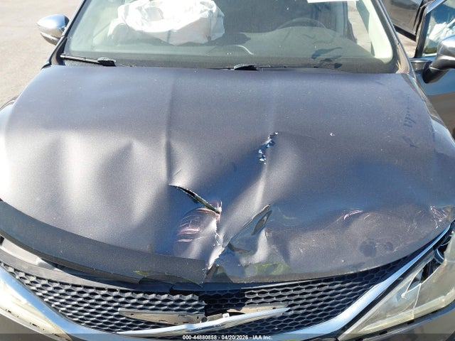 Продажа на аукционе авто 2017 Chrysler Pacifica Limited, vin: 2C4RC1GG3HR837138, номер лота: 44880858