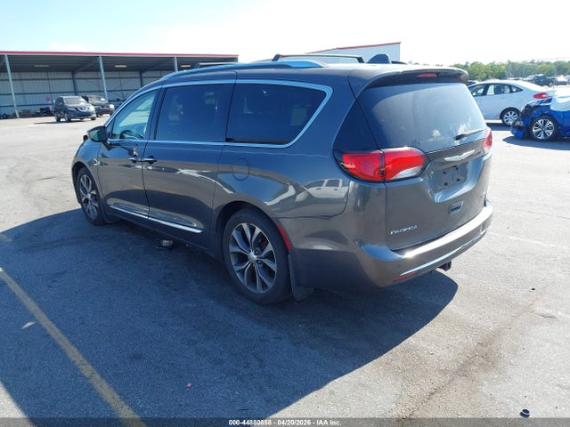 Продажа на аукционе авто 2017 Chrysler Pacifica Limited, vin: 2C4RC1GG3HR837138, номер лота: 44880858