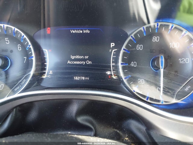 Продажа на аукционе авто 2017 Chrysler Pacifica Limited, vin: 2C4RC1GG3HR837138, номер лота: 44880858