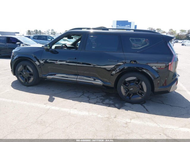 KNDAEFS57R6020936 KIA Ev9 Gt-line