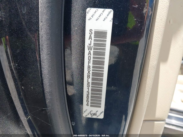 2011 JAGUAR XF SAJWA0FBXBLS13864 Photo 8