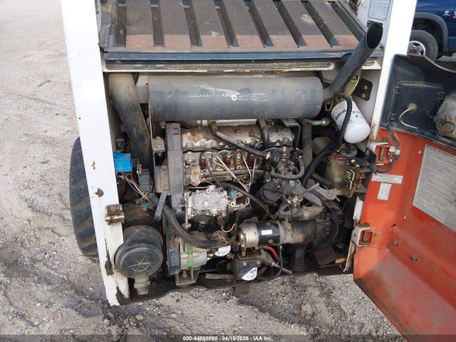 44880898 :رقم المزاد ، 514714339 vin ، 1999 Bobcat 751 مزاد بيع