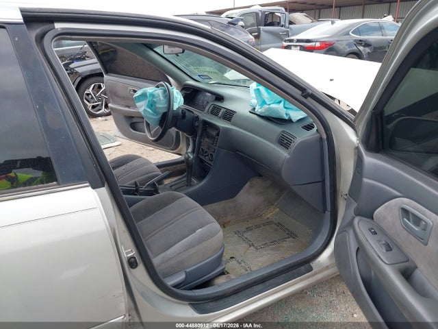2001 Toyota Camry Ce მანქანა იყიდება აუქციონზე, vin: 4T1BG22K41U079905, აუქციონის ნომერი: 44880912