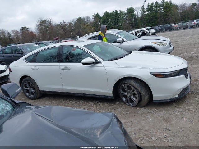 Продаж на аукціоні авто 2024 Honda Accord Ex, vin: 1HGCY1F30RA063881, номер лоту: 44880943