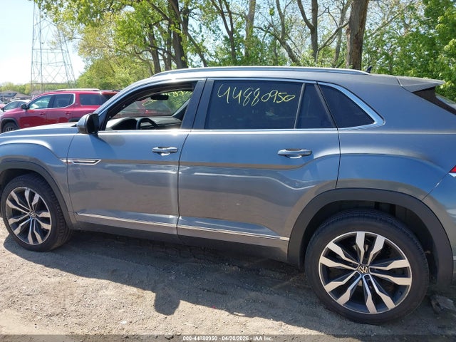 44880950 :رقم المزاد ، 1V2RE2CA7LC214056 vin ، 2020 Volkswagen Atlas Cross Sport 3.6l V6 Sel R-line مزاد بيع