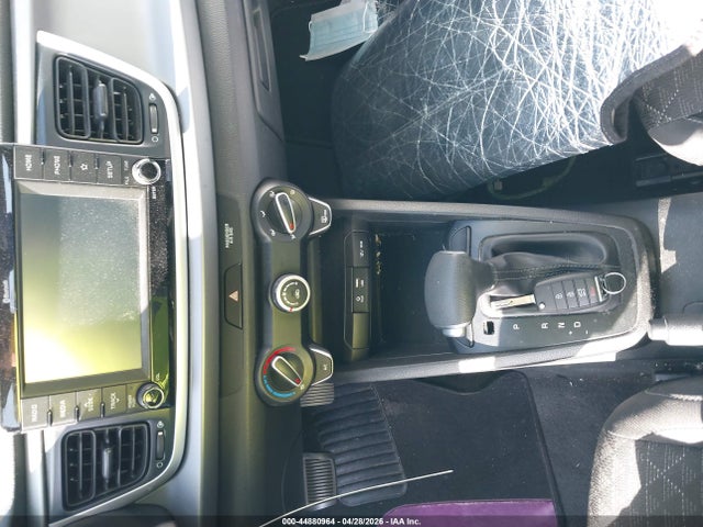 3KPA24AB0KE164686 KIA RIO S