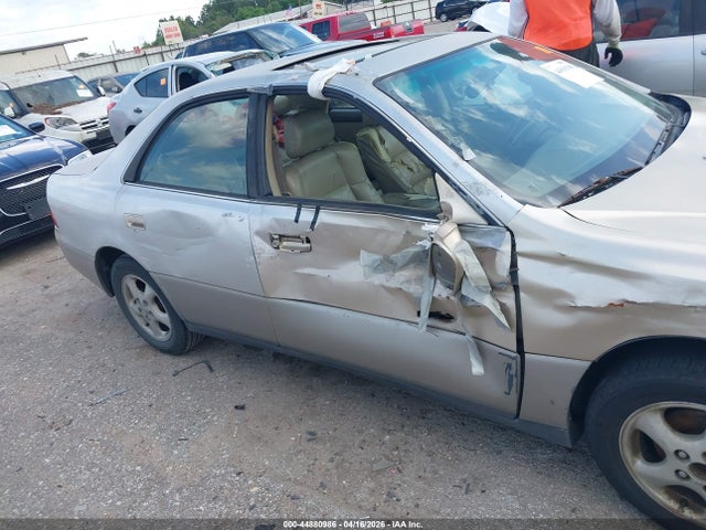44880986 :رقم المزاد ، JT8BF22G7V0007336 vin ، 1997 Lexus Es 300 مزاد بيع