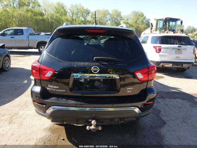 Продажа на аукционе авто 2017 Nissan Pathfinder Sl, vin: 5N1DR2MM8HC653262, номер лота: 44881000