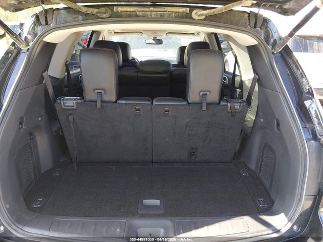 Продажа на аукционе авто 2017 Nissan Pathfinder Sl, vin: 5N1DR2MM8HC653262, номер лота: 44881000