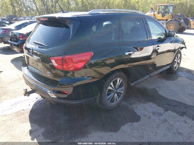 Продажа на аукционе авто 2017 Nissan Pathfinder Sl, vin: 5N1DR2MM8HC653262, номер лота: 44881000