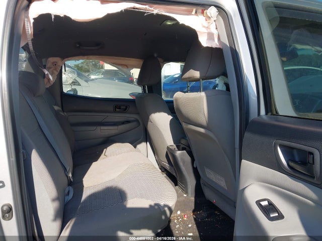 2015 Toyota Tacoma Prerunner V6 მანქანა იყიდება აუქციონზე, vin: 5TFJU4GN9FX066645, აუქციონის ნომერი: 44881002