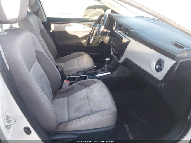5YFBURHE0JP819888 Toyota COROLLA LE