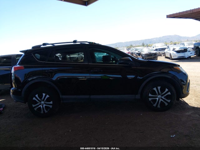 Toyota RAV4 LE 2018 2T3ZFREV0JW441655 Image 14