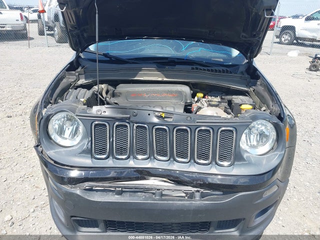 Продажа на аукционе авто 2017 Jeep Renegade Latitude Fwd, vin: ZACCJABBXHPF35504, номер лота: 44881026