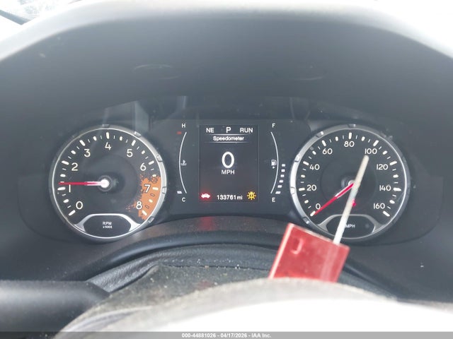 Продажа на аукционе авто 2017 Jeep Renegade Latitude Fwd, vin: ZACCJABBXHPF35504, номер лота: 44881026