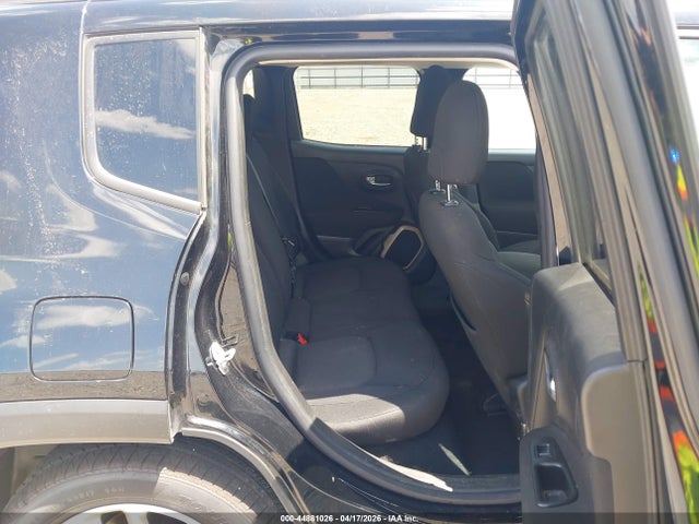 Продажа на аукционе авто 2017 Jeep Renegade Latitude Fwd, vin: ZACCJABBXHPF35504, номер лота: 44881026