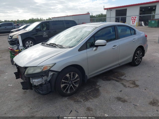 44881033 :رقم المزاد ، 19XFB2F84FE018871 vin ، 2015 Honda Civic Ex مزاد بيع