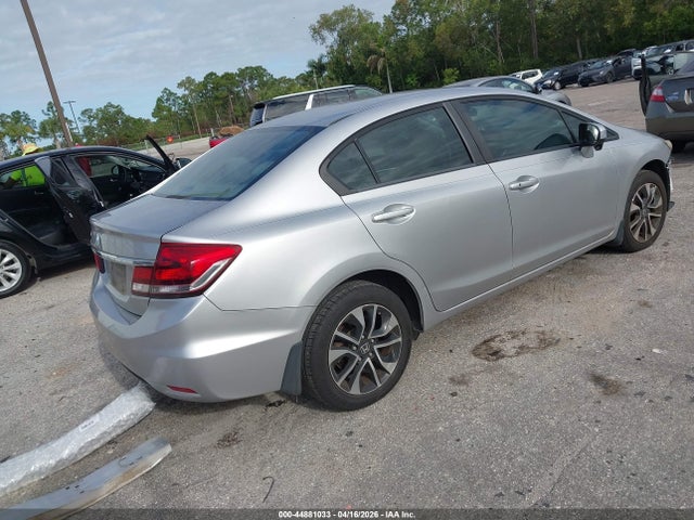 44881033 :رقم المزاد ، 19XFB2F84FE018871 vin ، 2015 Honda Civic Ex مزاد بيع