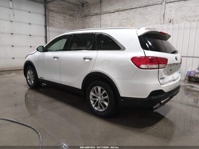 5XYPGDA58HG321818 KIA Sorento 3.3l Lx