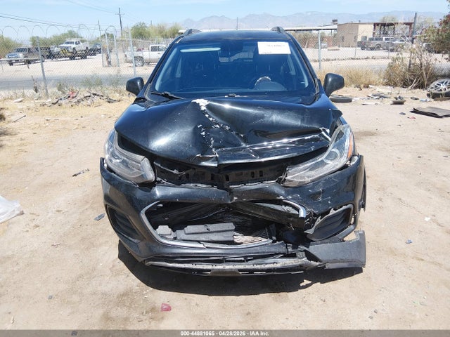 KL7CJLSB4KB945242 Chevrolet Trax Lt