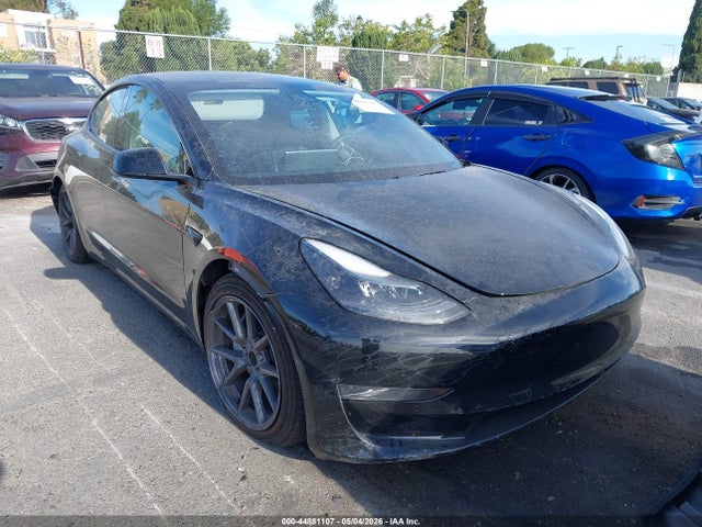 2022 5YJ3E1EA3NF359812 main image