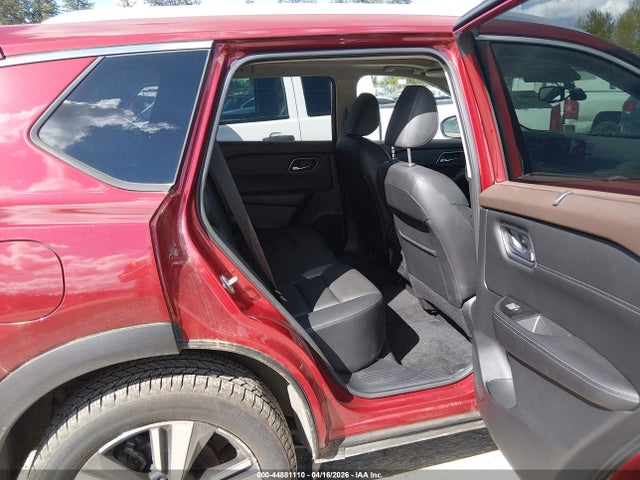 JN8AT3CA5MW027302 Nissan Rogue Sl Fwd
