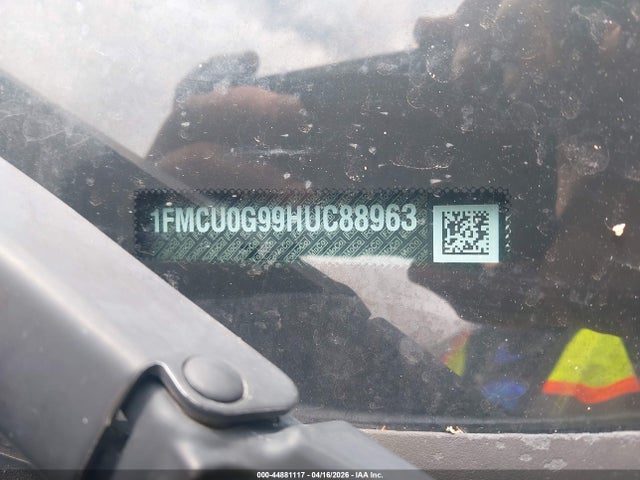 Продажа на аукционе авто 2017 Ford Escape Se, vin: 1FMCU0G99HUC88963, номер лота: 44881117