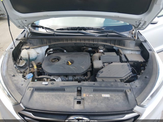 2018 HYUNDAI TUCSON KM8J23A40JU701693 Photo 9