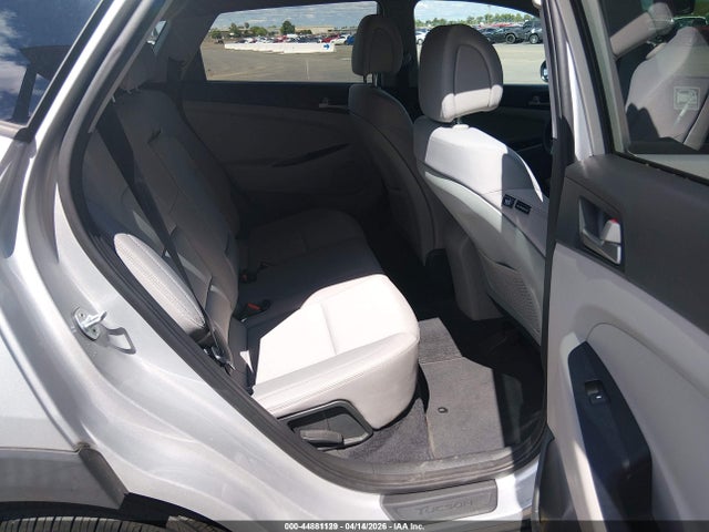 2018 HYUNDAI TUCSON KM8J23A40JU701693 Photo 7