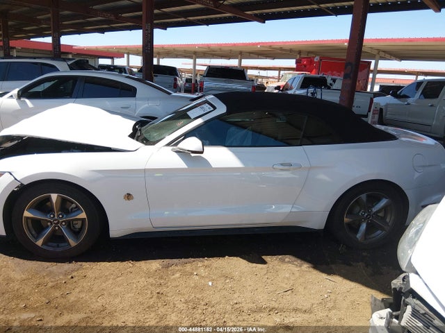 Ford Mustang Ecoboost Premium 2015 1FATP8UH5F5426050 Image 14