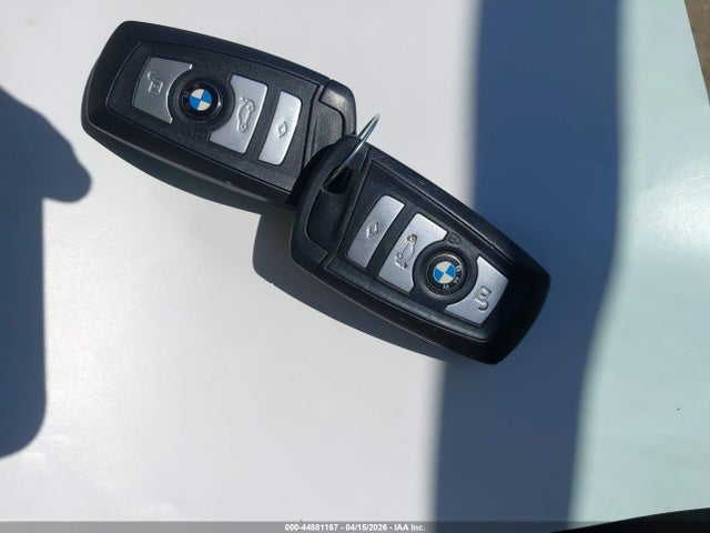 2011 Bmw 550i მანქანა იყიდება აუქციონზე, vin: WBAFR9C59BC757344, აუქციონის ნომერი: 44881167