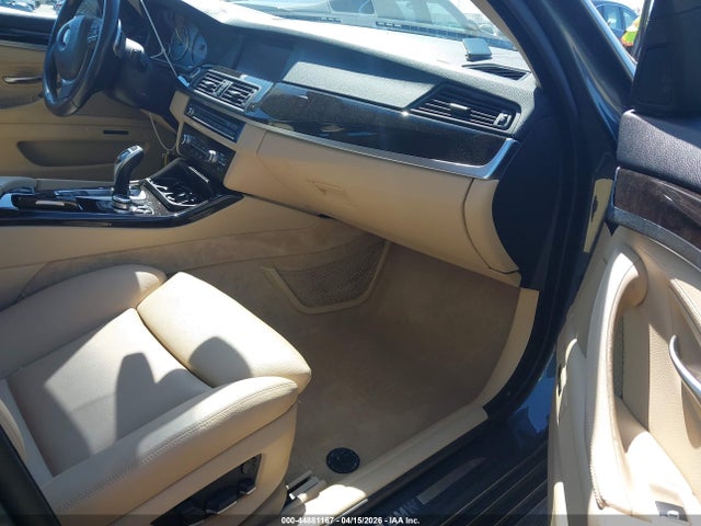 2011 Bmw 550i მანქანა იყიდება აუქციონზე, vin: WBAFR9C59BC757344, აუქციონის ნომერი: 44881167