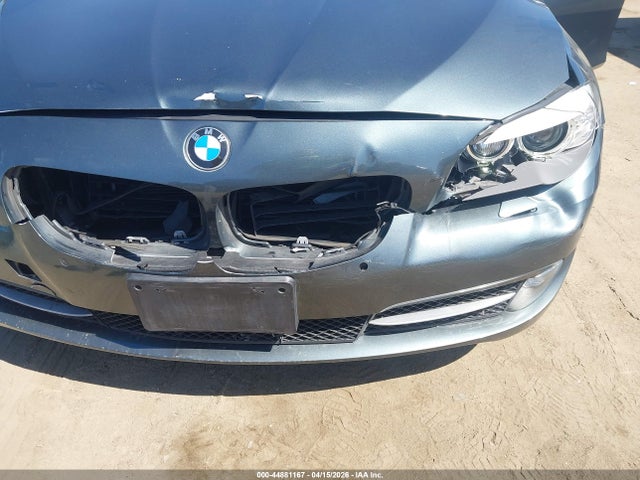 2011 Bmw 550i მანქანა იყიდება აუქციონზე, vin: WBAFR9C59BC757344, აუქციონის ნომერი: 44881167
