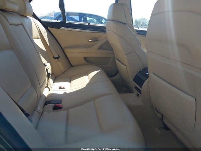 2011 Bmw 550i მანქანა იყიდება აუქციონზე, vin: WBAFR9C59BC757344, აუქციონის ნომერი: 44881167