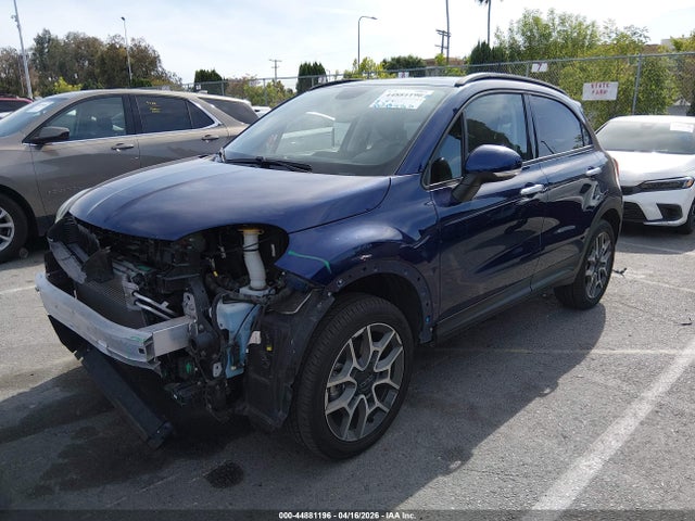 ZFBNFYB15KP781152 Fiat 500x Trekking Awd
