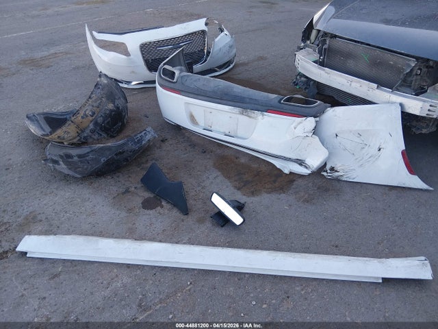 44881200 :رقم المزاد ، 2C3CCAEG2GH269059 vin ، 2016 Chrysler 300c مزاد بيع