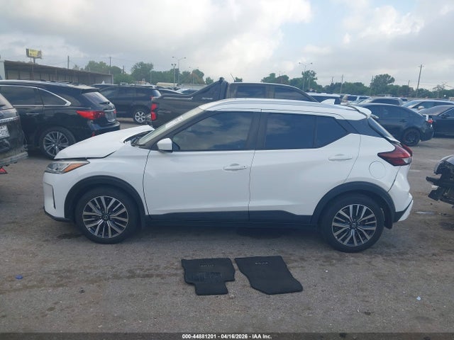 Продаж на аукціоні авто 2021 Nissan Kicks Sv Xtronic Cvt, vin: 3N1CP5CV3ML554710, номер лоту: 44881201