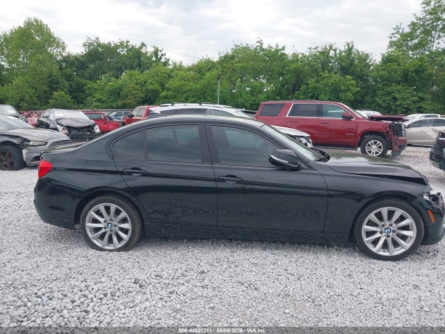 Aukcja sprzedaży 2017 Bmw 320i Xdrive, vin: WBA8E5G56HNU42070, numer aukcji: 44881211