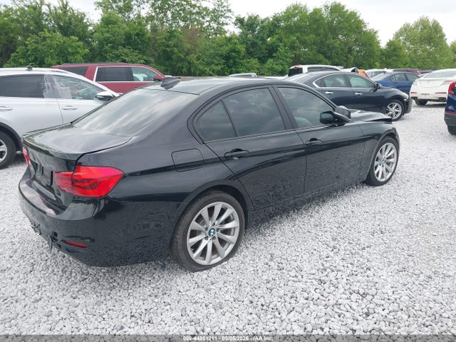 Aukcja sprzedaży 2017 Bmw 320i Xdrive, vin: WBA8E5G56HNU42070, numer aukcji: 44881211