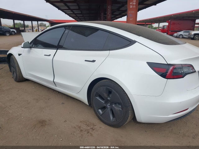 44881225 :رقم المزاد ، 5YJ3E1EA7MF977116 vin ، 2021 Tesla Model 3 Standard Range Plus Rear-wheel Drive مزاد بيع