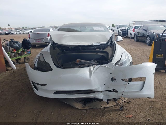 44881225 :رقم المزاد ، 5YJ3E1EA7MF977116 vin ، 2021 Tesla Model 3 Standard Range Plus Rear-wheel Drive مزاد بيع