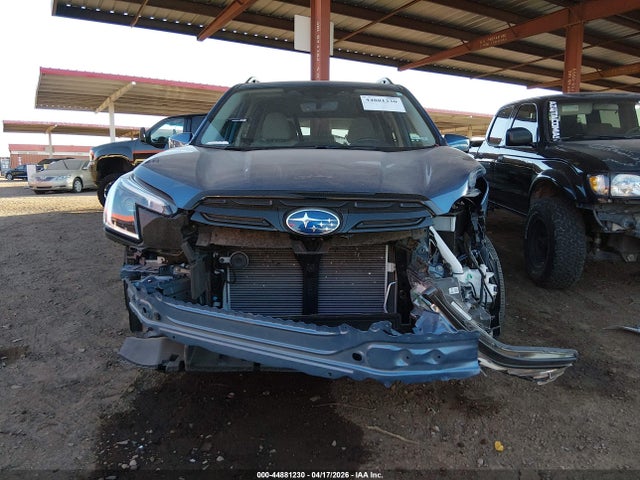 Auction sale of the 2024 Subaru Forester Premium, vin: JF2SKADC2RH492561, lot number: 44881230