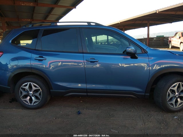 Auction sale of the 2024 Subaru Forester Premium, vin: JF2SKADC2RH492561, lot number: 44881230