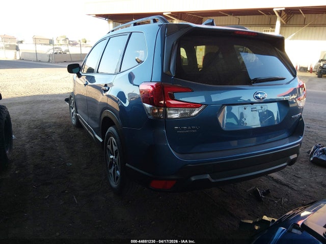Auction sale of the 2024 Subaru Forester Premium, vin: JF2SKADC2RH492561, lot number: 44881230
