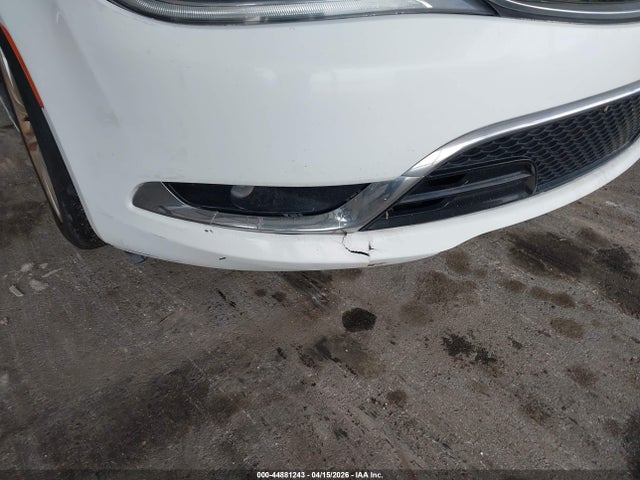 Aukcja sprzedaży 2015 Chrysler 200 C, vin: 1C3CCCCB4FN612091, numer aukcji: 44881243