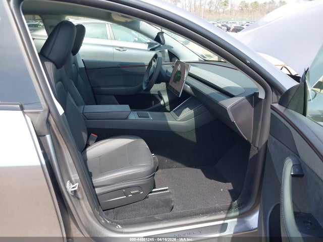 Продаж на аукціоні авто 2026 Tesla Model Y All-wheel Drive/long Range Launch Series/premium All-wheel Drive, vin: 7SAYGDEE6TF552721, номер лоту: 44881245