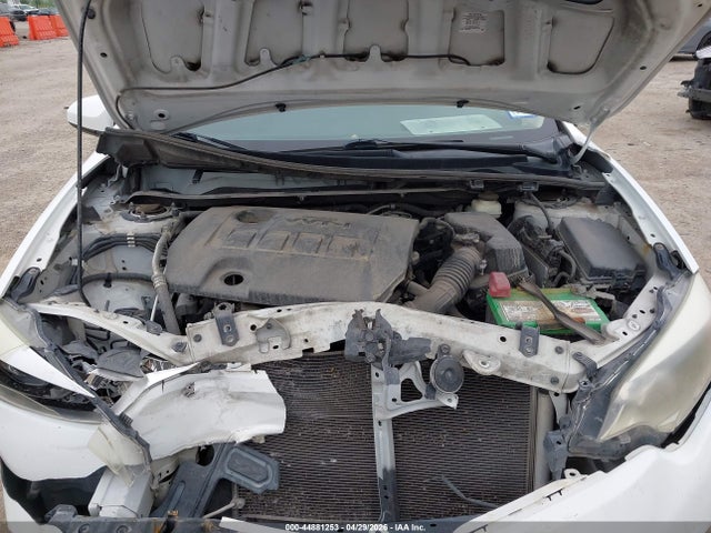 Продаж на аукціоні авто 2015 Toyota Corolla Le, vin: 5YFBURHEXFP241208, номер лоту: 44881253
