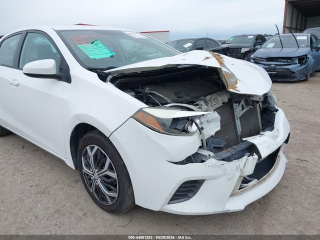 Продаж на аукціоні авто 2015 Toyota Corolla Le, vin: 5YFBURHEXFP241208, номер лоту: 44881253
