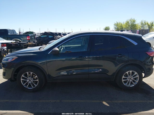 44881279 :رقم المزاد ، 1FMCU9G62NUB23990 vin ، 2022 Ford Escape Se مزاد بيع